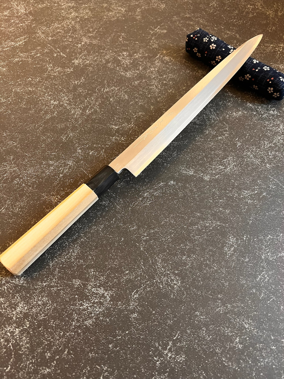 Shotaro Nomura Yanagiba - Silver #3 (Gingami #3 / Ginsan) Kasumi Finish with Signed Saya